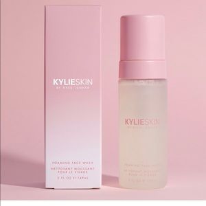 Kylie Skin foaming facial wash
